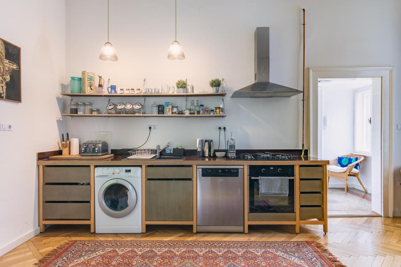 Bright & Spacious Loft With Basilica View Budapest Kültér fotó