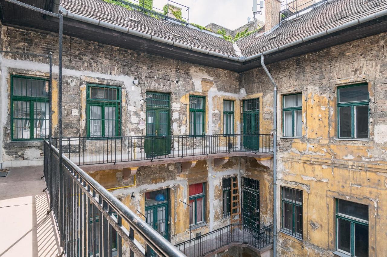 Bright & Spacious Loft With Basilica View Budapest Kültér fotó