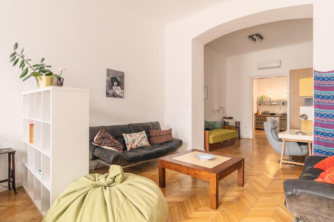 Bright & Spacious Loft With Basilica View Budapest Kültér fotó